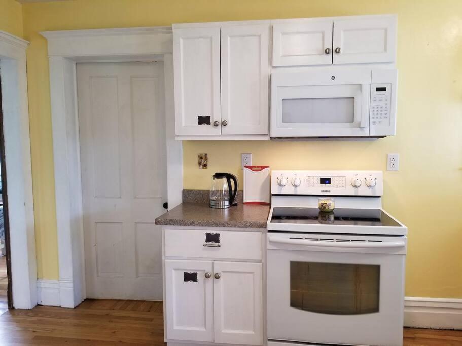 BaseCampWV-Durbin. Spacious 4 bedroom house w/yard Exterior foto